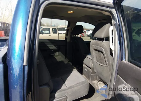 2011 Chevrolet Silverado 1500 Lt z USA, uszkodzony, nr VIN 1GCPKSE3XBF176514